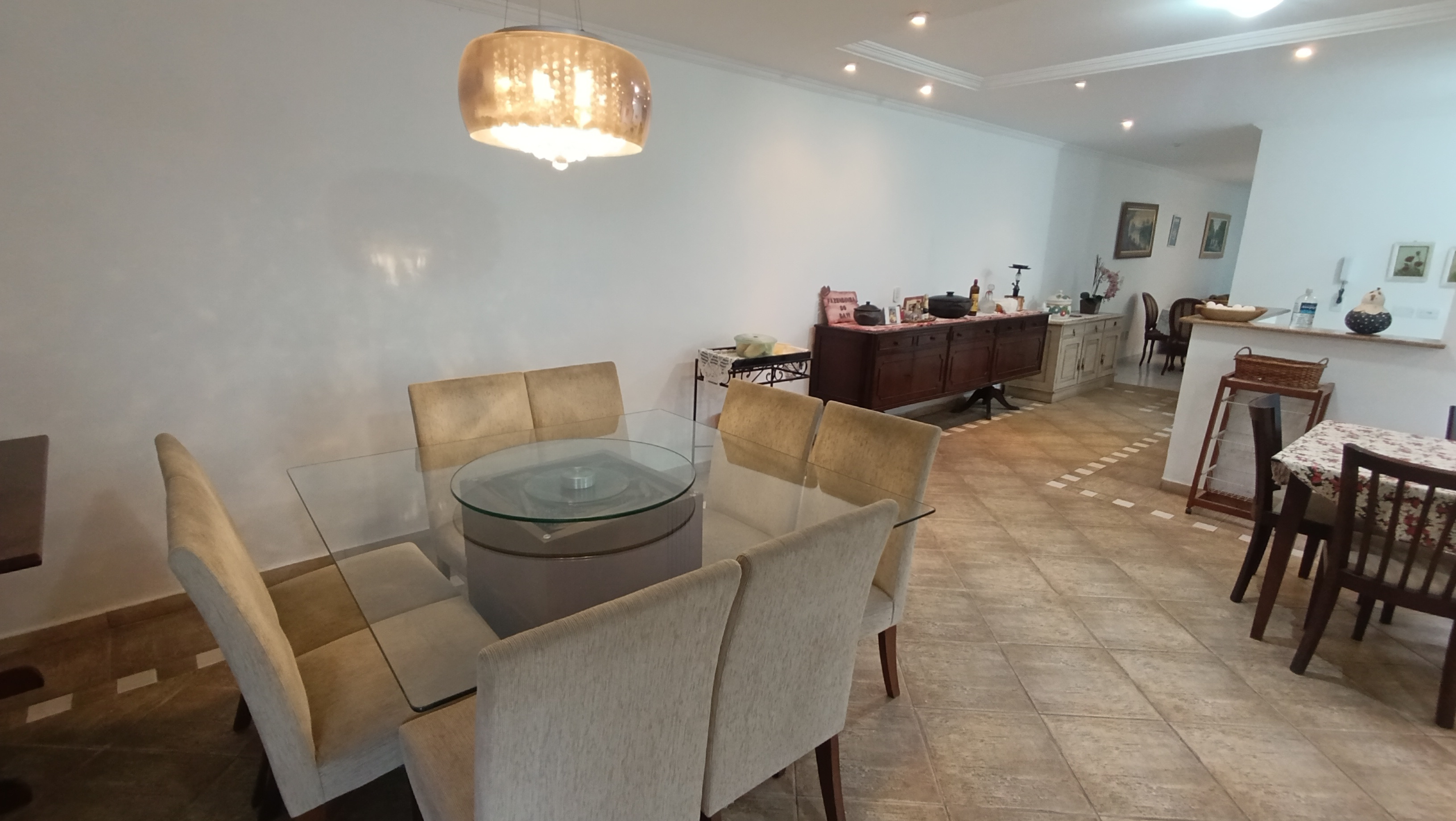 Ambiente interno amplo do Residencial Cardoso